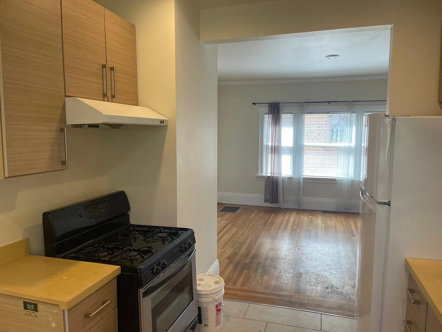 1 bed, 550 sqft, $2,500 — Photo 4