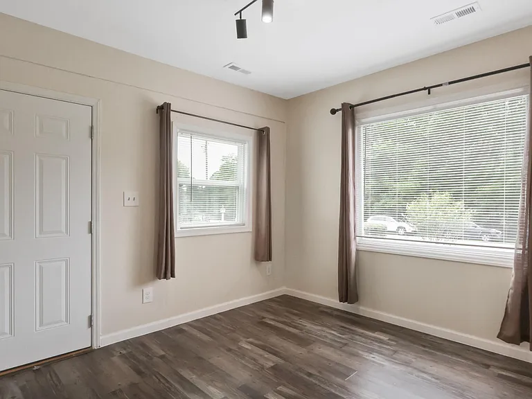 3132 Fields Dr — Photo 11