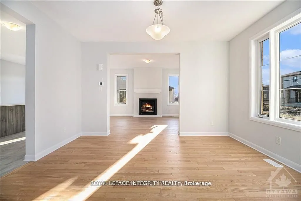 4 bed, $3,200 — Photo 3
