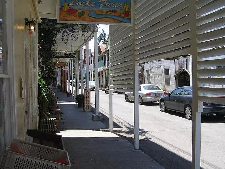 Building Photo 3