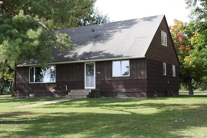 1st image of 26445 Nystrom Ave