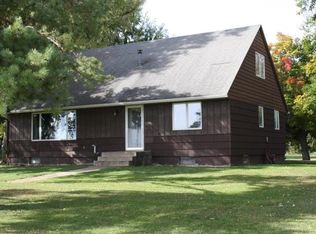 26445 Nystrom Ave, Worthington, MN 56187