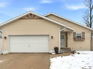 1625 1st Ave, Marion, IA 52302