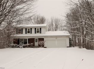 3489 Durham Dr, Barberton, OH 44203