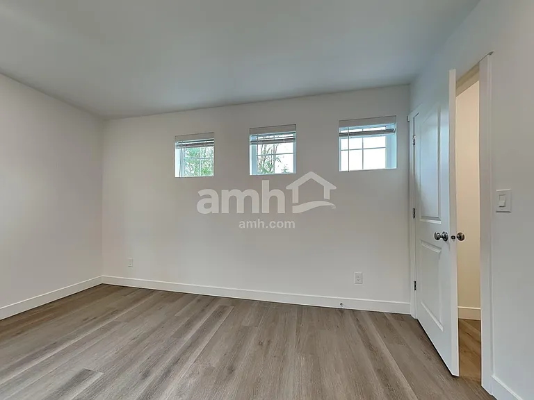 8007 Katriel Ct SW — Photo 15