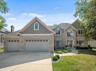 611 Cherry St, Sugar Grove, IL 60554