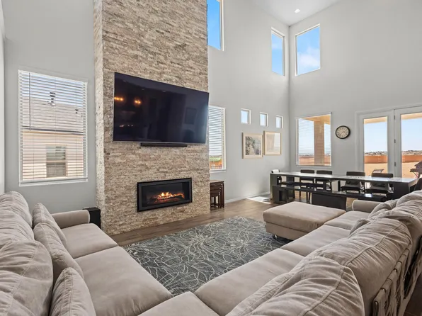 1545 Tierra Del Norte Loop NE, Rio Rancho, NM 87144