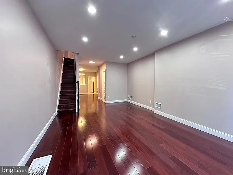 2020 Moore St — Photo 1