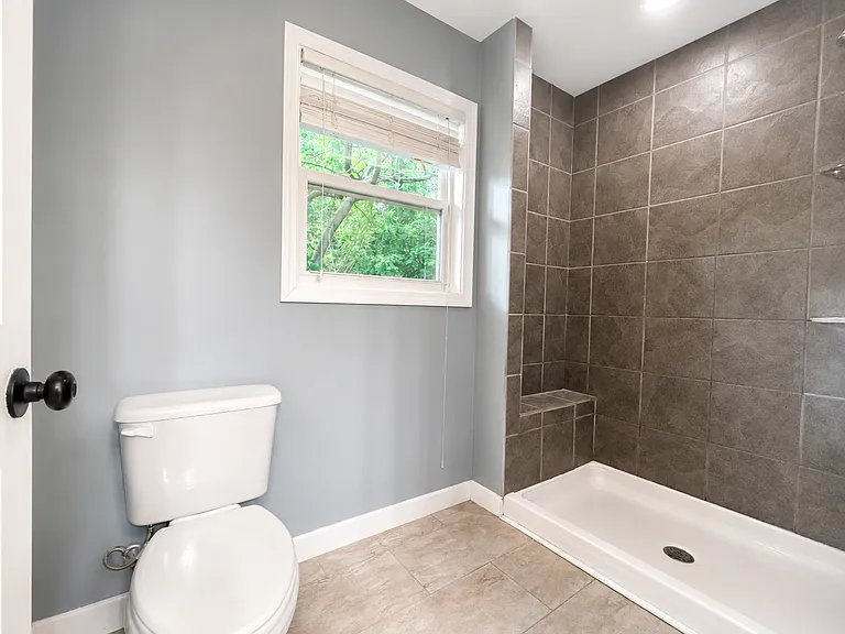 205 Royal Pines Dr — Photo 13