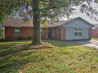 1319 Samuel Dr, Muskogee, OK 74403