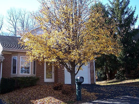 2nd image of 180 Emerald Dr