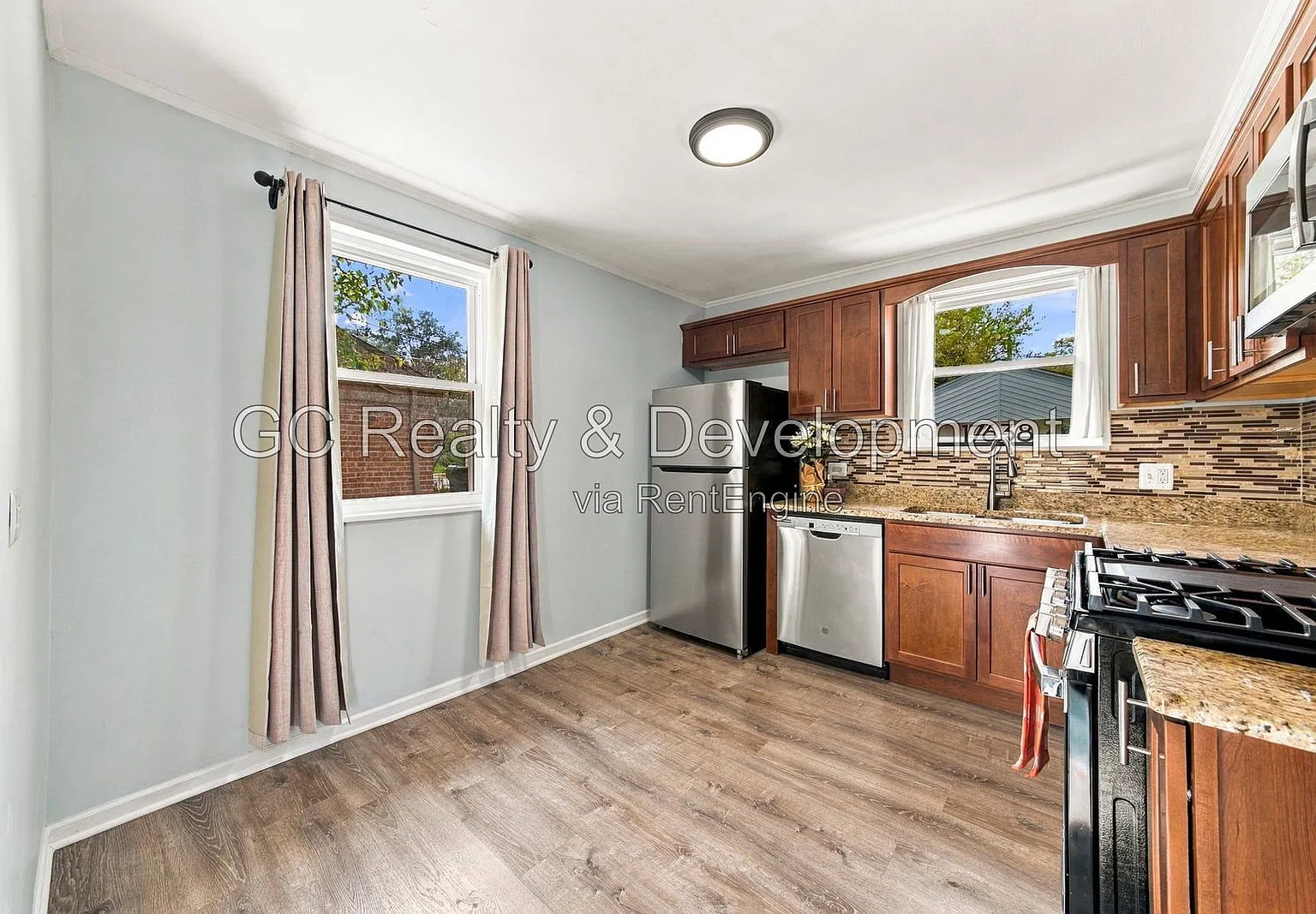 2 bed, 1.0 bath, 1250 sqft, $2,150 — Photo 3