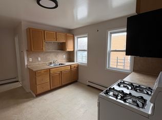 10 Allen St #5, Passaic, NJ 07055