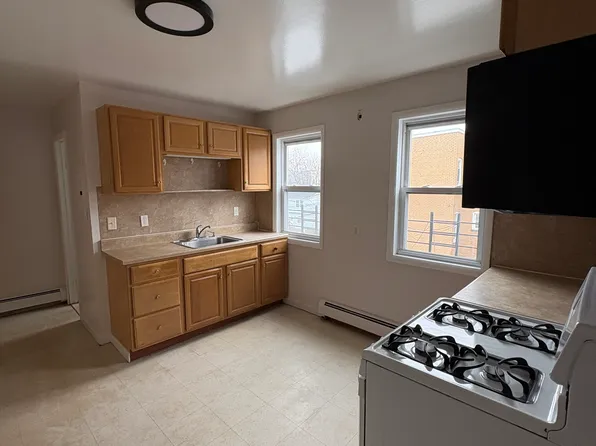 10 Allen St #5, Passaic, NJ 07055