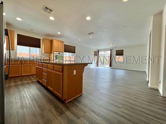 3rd image of 654 Jesse Martinez Dr