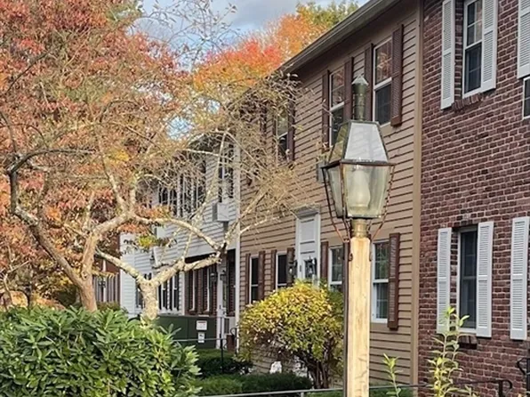 39 Liberty Square Rd Unit C, Boxboro, MA 01719