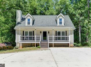 1530 Plunketts Rd, Buford, GA 30519