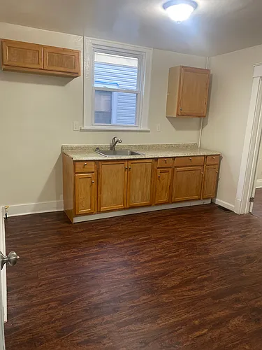 636 Wyoming Ave #2 Photo 1
