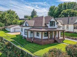 311 W 7th St, Logan, IA 51546