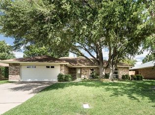 4816 Alicia Dr, Fort Worth, TX 76133