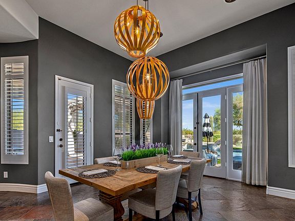 Formal Dining