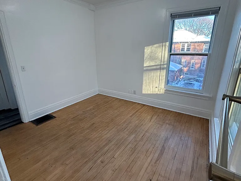 2204 E Park Pl #1 — Photo 9