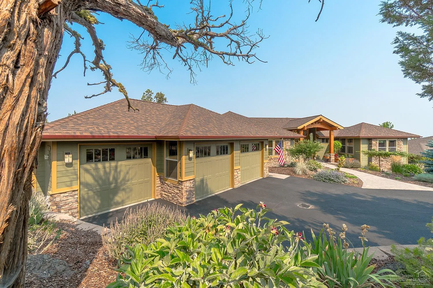 10681 Ironstone Ct photo 1