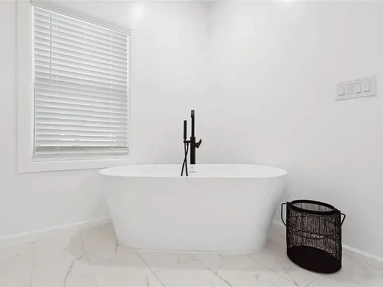 725 Alta Pl NW — Photo 15