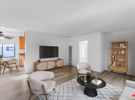8933 Cadillac Ave, Los Angeles, CA