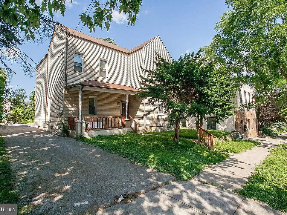 116 E 7th Ave #2
