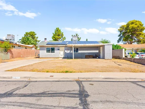 5225 Saratoga Dr, Las Vegas, NV 89120
