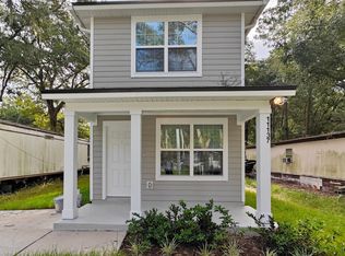11137 Pine St, Jacksonville, FL 32218