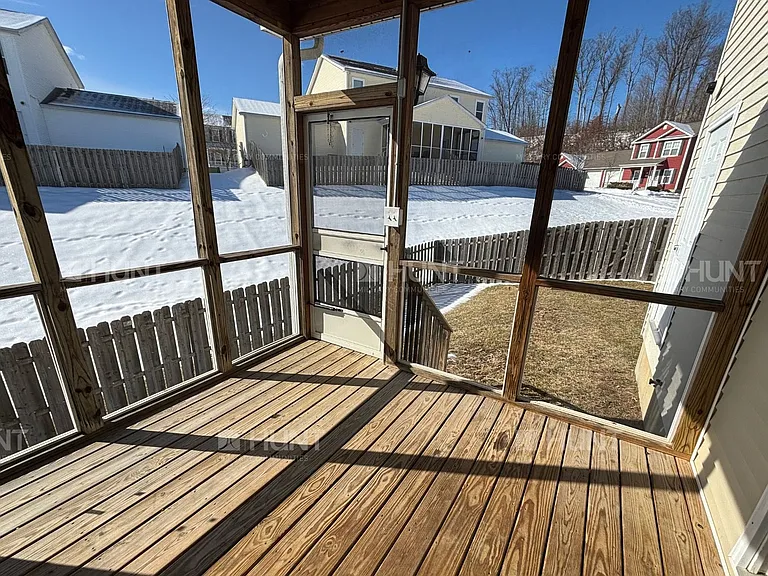 91 Barrett Dr — Photo 12