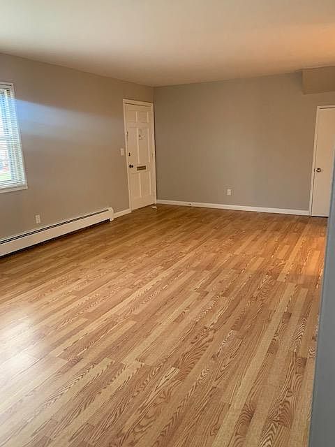 2nd image of 255 Main St #4