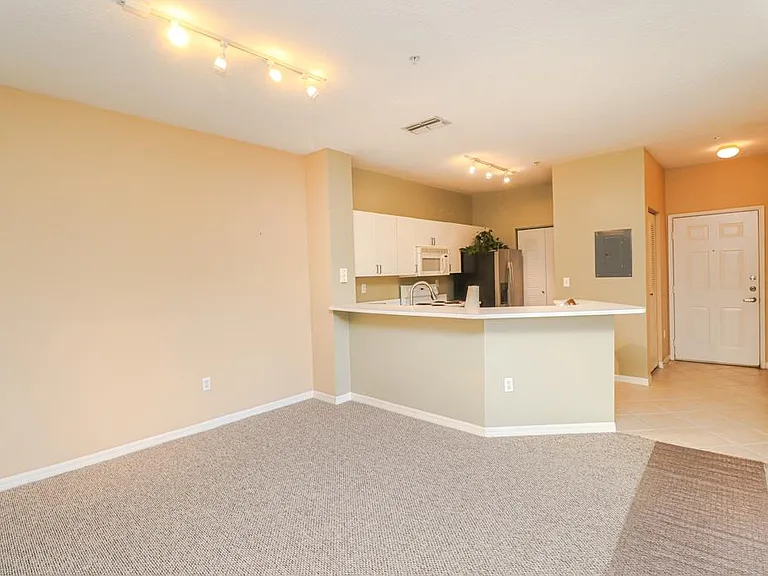 540 Florida Club Blvd #540 — Photo 5