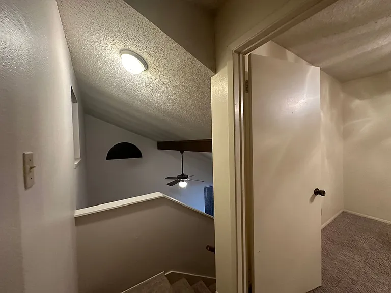 8104 Hood Cir #A — Photo 13