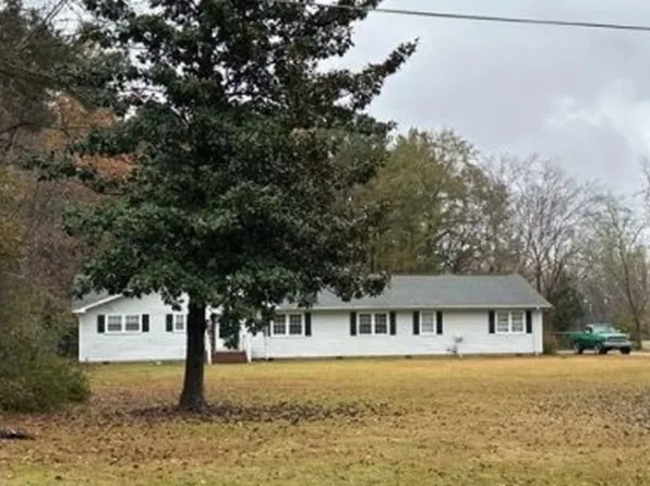 6877 Faircloth Bridge Rd, Stedman, NC 28391