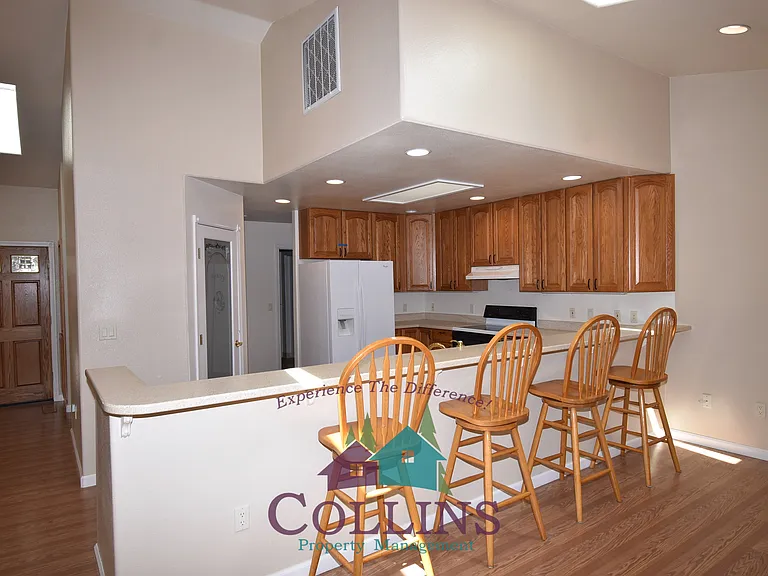 12437 Silk Tassle Cir — Photo 5