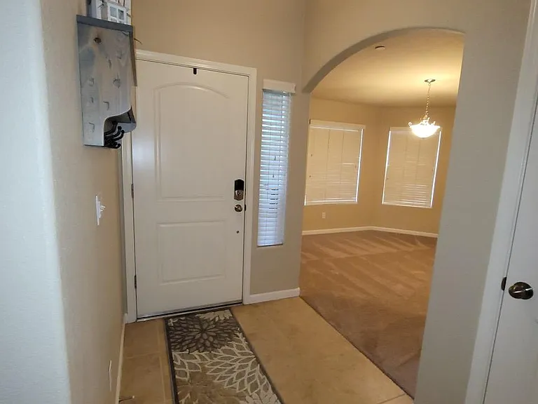2954 Duncan Ave — Photo 53
