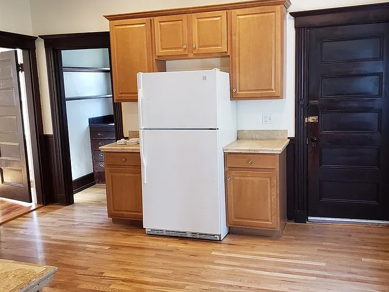 33 Tower St #1 — Photo 17