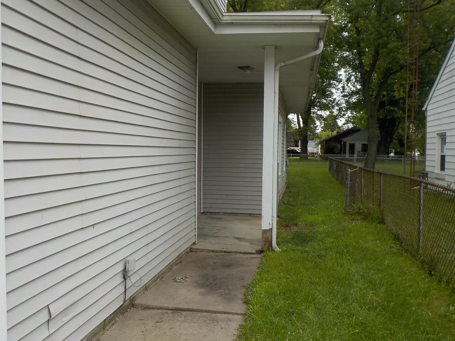 3 bed, 1648 sqft, $1,550 — Photo 4