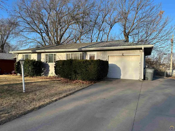1425 Sean St, Emporia, KS 66801