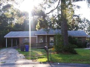 639 Janet Cir, Spring Lake, NC 28390