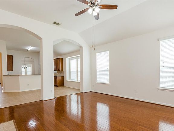 5th image of 25414 Lockspur Dr
