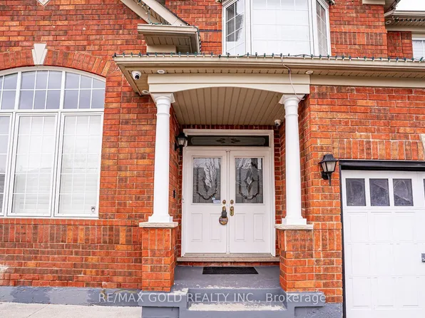 7 Bettey Rd, Brampton, ON L6P 1S9