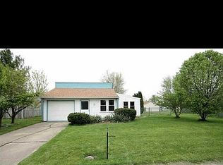 1404 Rabbit Run, Huntertown, IN 46748