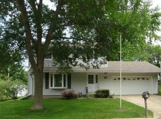 1121 Belmont St, Albert Lea, MN 56007