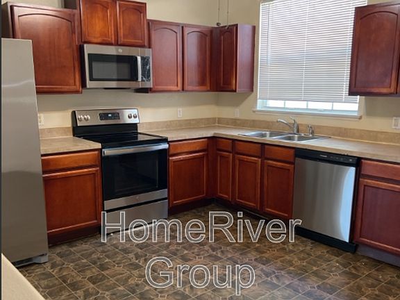 4th image of 132 Aurelia Ct