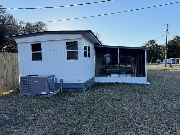 4th image of 4000 E David St