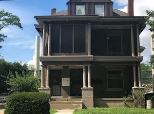 216 W 34th St #2, Kansas City, MO 64111